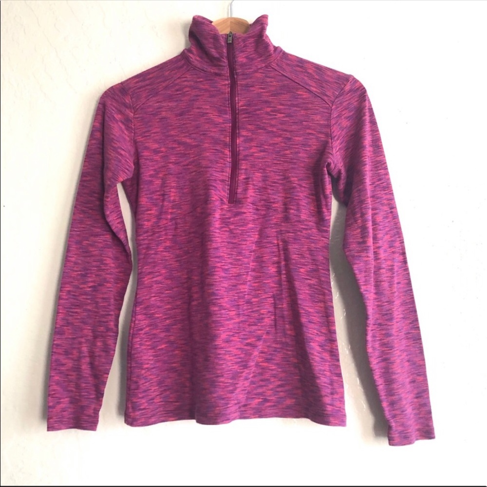 Columbia long sleeved half zip top in mixed purple colors size Small